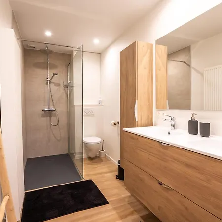 Charming 2 Bedroom Apartment De Haan Exterior photo